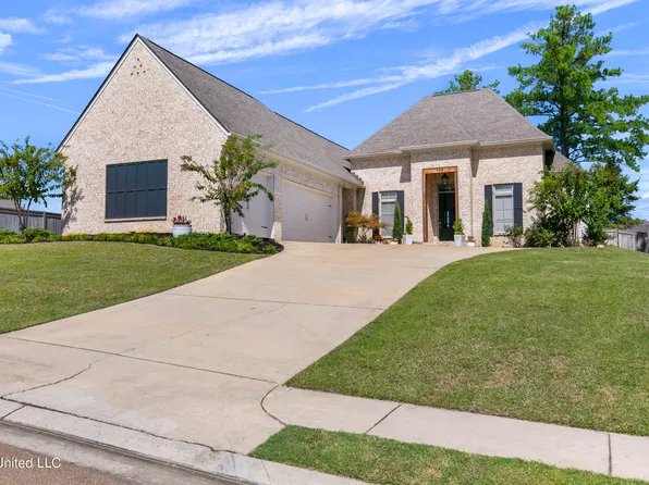 104 Camden Lake Cir, Madison, MS 39110