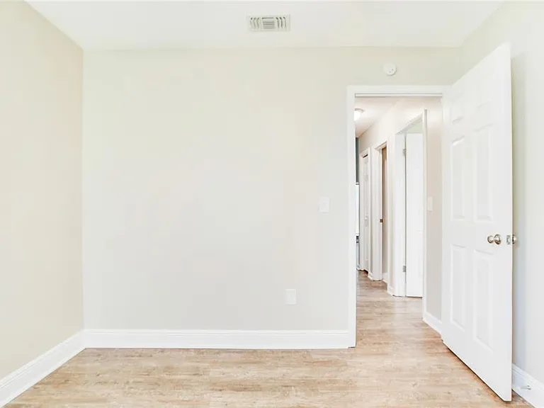 4023 Meandering Ct — Photo 21