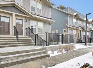 317 NW Cranbrook Sq SE, Calgary, AB T3M3E3