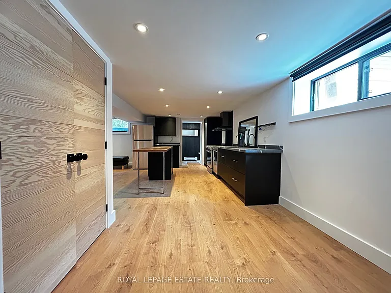 65 Maywood Park #LOWER — Photo 5