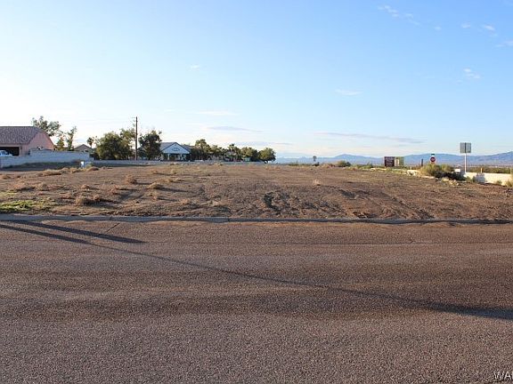2nd image of 2000 E Desert Palms Court