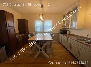 725 Crescent St NE #1, Grand Rapids, MI 49503