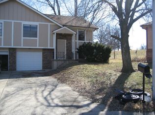 11315 Bales Ave, Kansas City, MO 64137