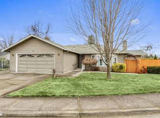 3216 Blackthorn Dr, Medford, OR 97504