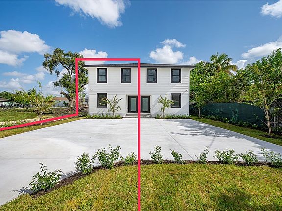 2nd image of 528 NW 13th St #530