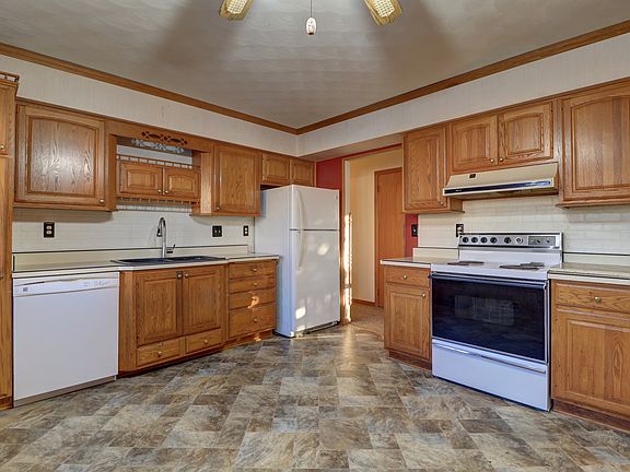 5th image of 3016 Schick Ct