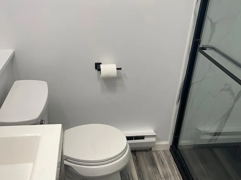 32 W Washington St #8 — Photo 8