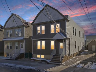 128 W 14th St, Bayonne, NJ, 07002