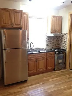 Rented by Lang Realty LLC | media 29