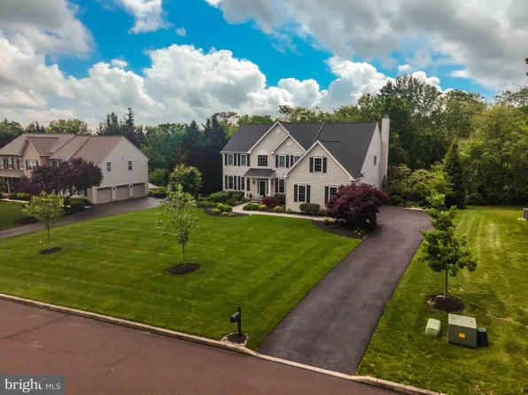 115 Burgess Rd, Collegeville, PA 19426