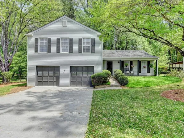 655 Barrington Way, Roswell, GA 30076