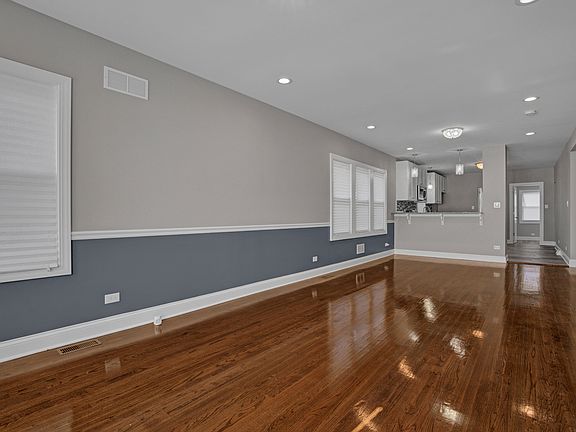 5th image of 10504 S Eggleston Ave
