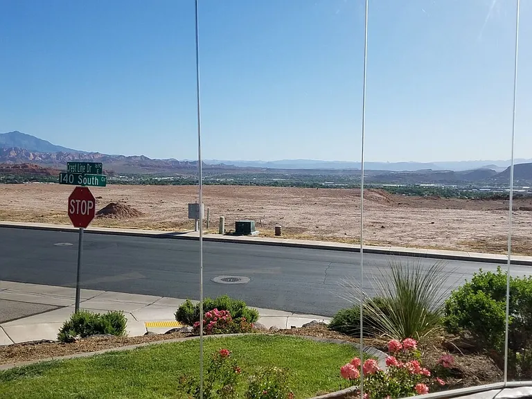156 S Crest Line Dr — Photo 17