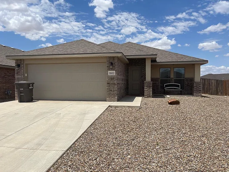 1603 Revolution Dr — Photo 1