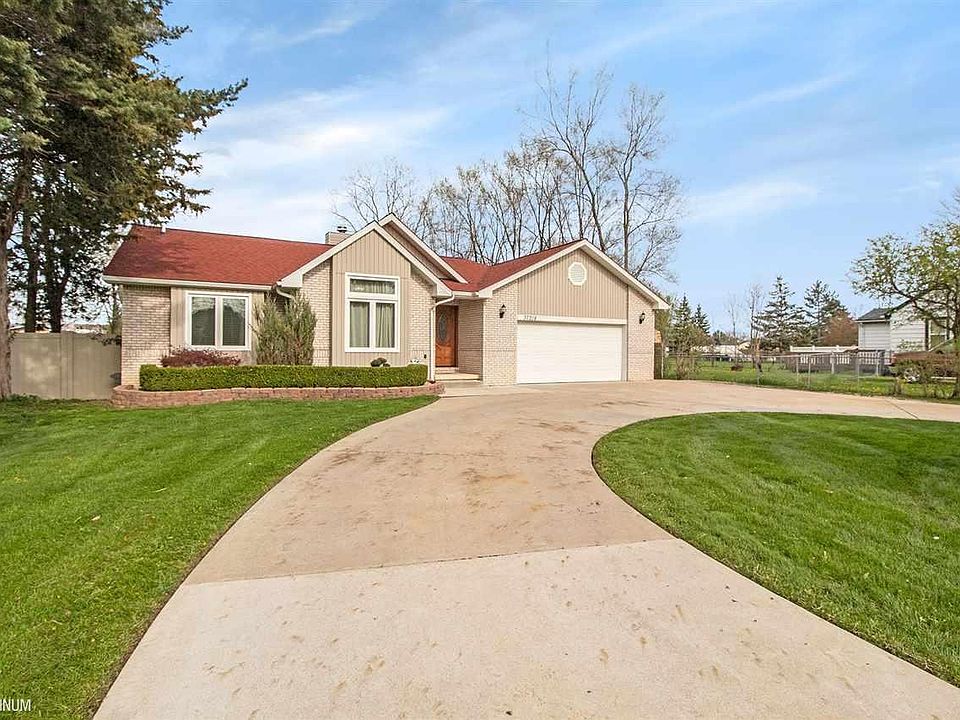 1st image of 37218 Curwood Dr