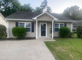 111 Shadowwood St, Elizabeth City, NC 27909
