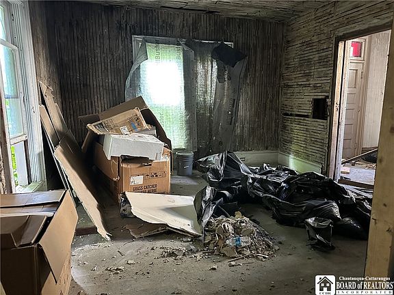2nd image of 52 McKinley Ave