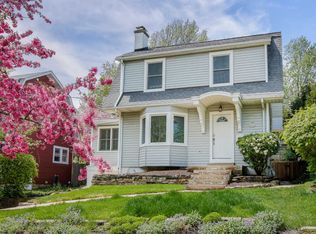 318 Taylor Ave, Glen Ellyn, IL