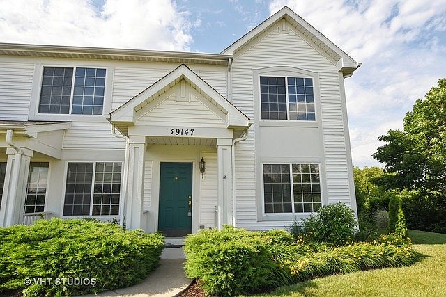 1st image of 39147 N Aberdeen Ln