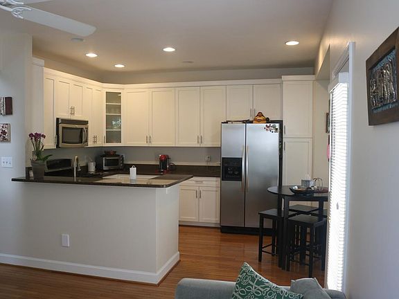 kitchen/family