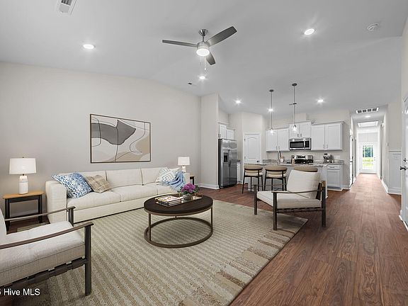 3rd image of 4229 Laurel Ridge Dr #B