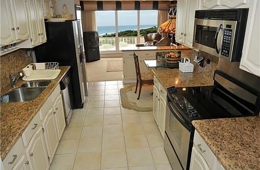 Home For Sale In Sea Ranch Club