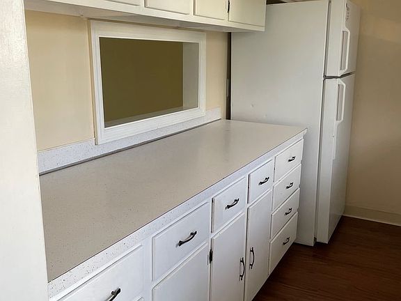 5th image of 20 Carriage Ln APT 18