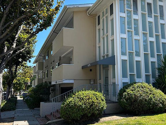 3rd image of 1475 Lincoln Ave #0