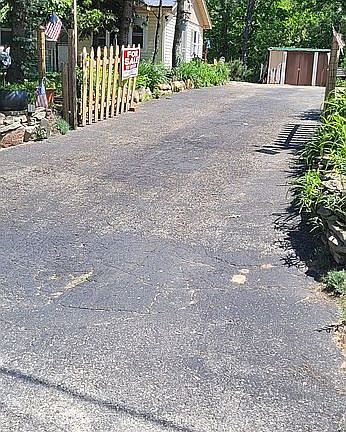 2nd image of 10427 Washington Rd