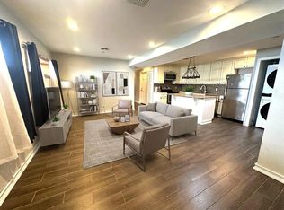 392 Davis Ave #1R, Staten Island, NY 10310
