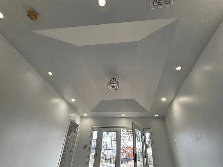 303 West Ln — Photo 8