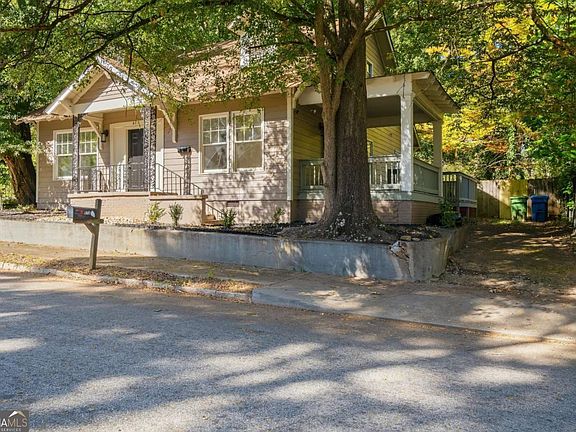 4th image of 673 Pearce St SW