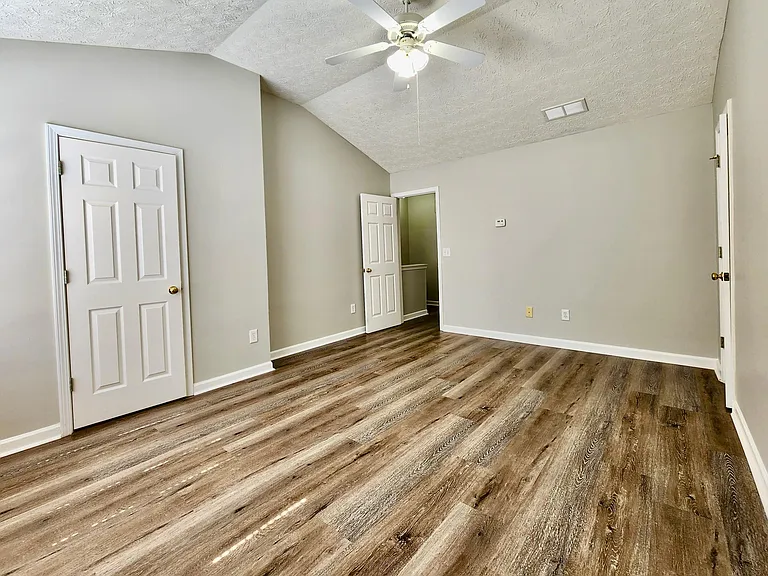 5361 Paramount View Way — Photo 24