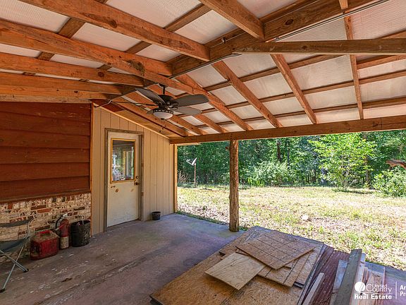 3rd image of 223 Mills Ln
