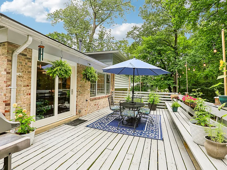 18033 Mill Creek Dr — Photo 11