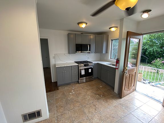 2nd image of 72-74 Dundee Ave #1