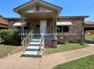 2705 Jenny Lind Rd, Fort Smith, AR 72901