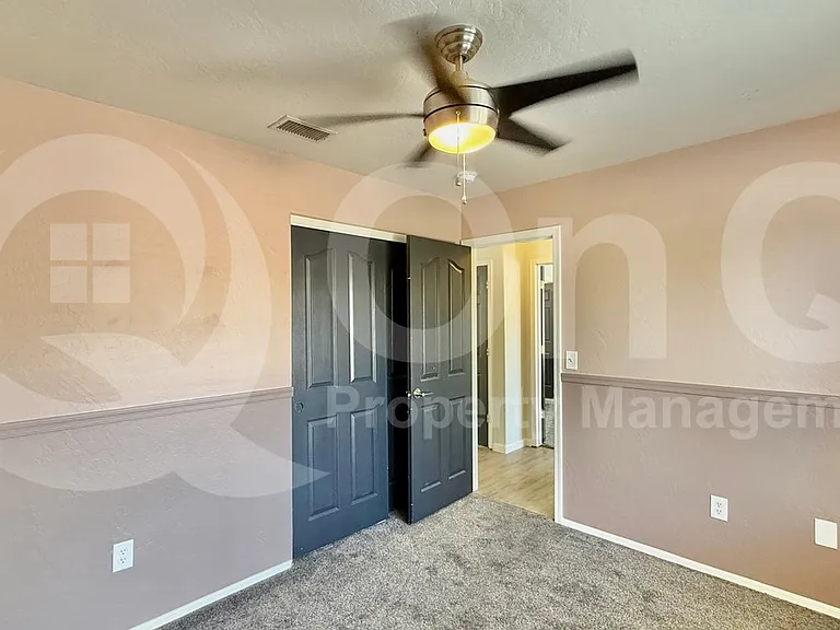 2075 E Appaloosa Rd — Photo 13