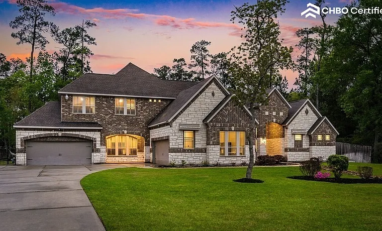 Stunning estate at twilight view