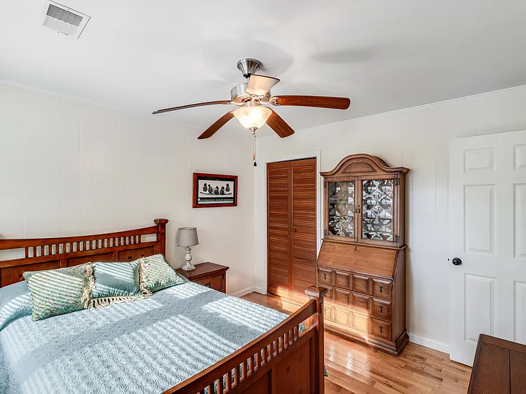 1728 Pinckney Park Dr #B — Photo 11