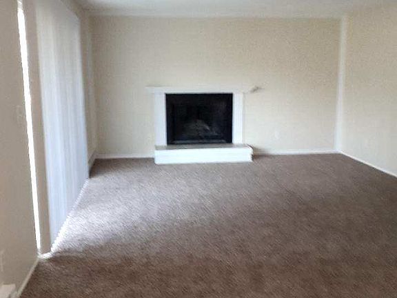 4th image of 2710 Crystal Springs Rd W #B