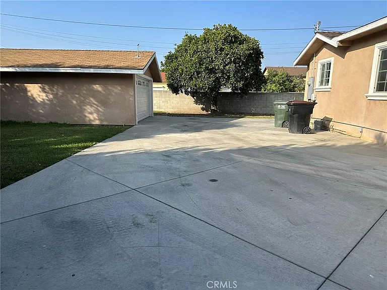 2609 Central Ave — Photo 9