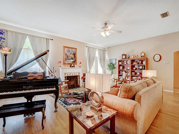 3rd image of 4422R Crested Butte Ct