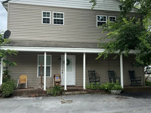 11323 N Oak St #B, Soddy Daisy, TN 37379