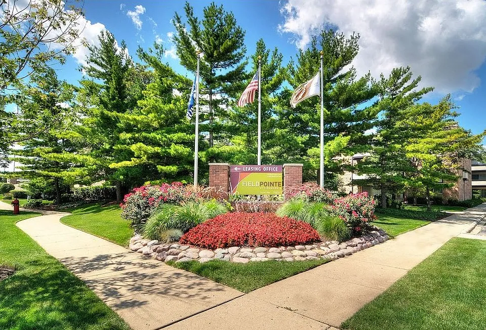 Fieldpointe of Schaumburg