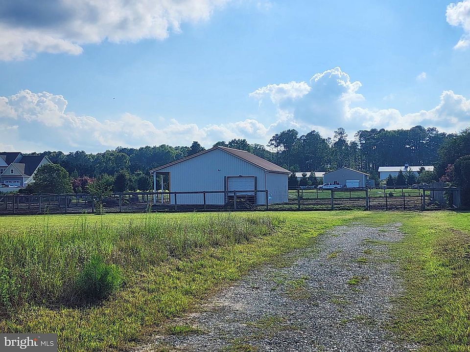 1st image of 16804 Gravel Hill Rd