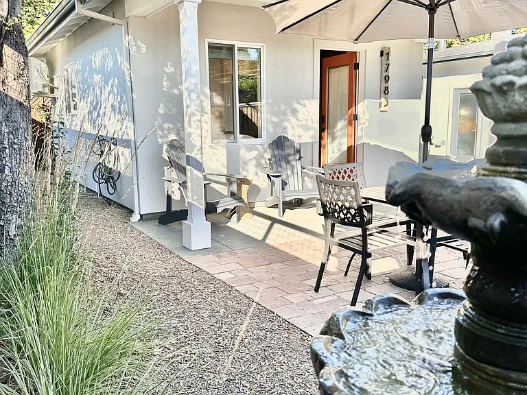 17983 Los Banos Dr — Photo 15