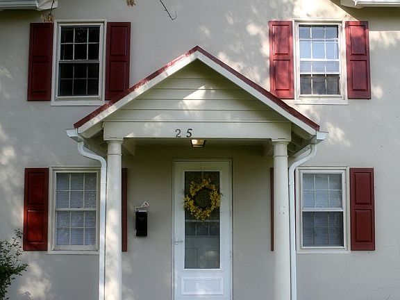 2nd image of 25 E Shirley Ave
