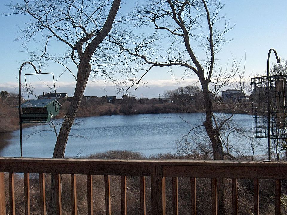 Pond View