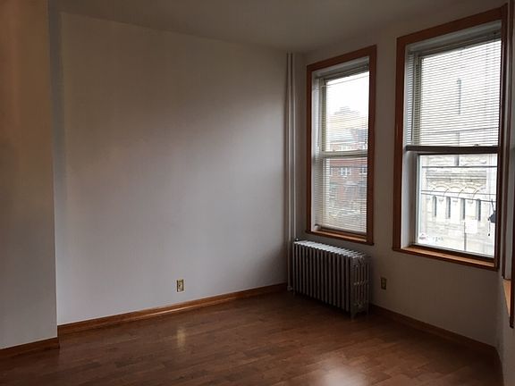 3rd image of 31 N Henry St #1
